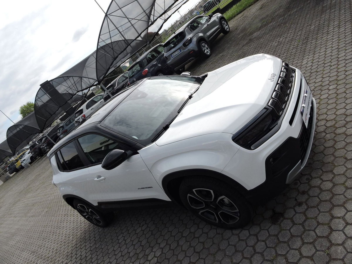Jeep Avenger 1.2 turbo Summit fwd 100cv (3)
