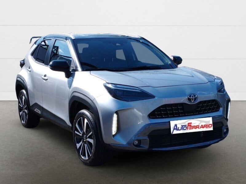 Toyota Yaris Cross 1.5 Hybrid 5p. E-CVT AWD-i Premiere
