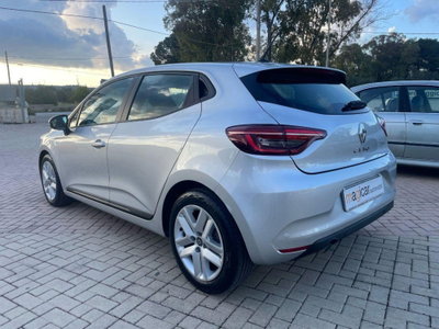 Renault Clio 1.0 tce Techno Gpl 100cv (4)