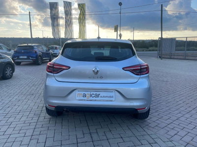 Renault Clio 1.0 tce Techno Gpl 100cv (5)