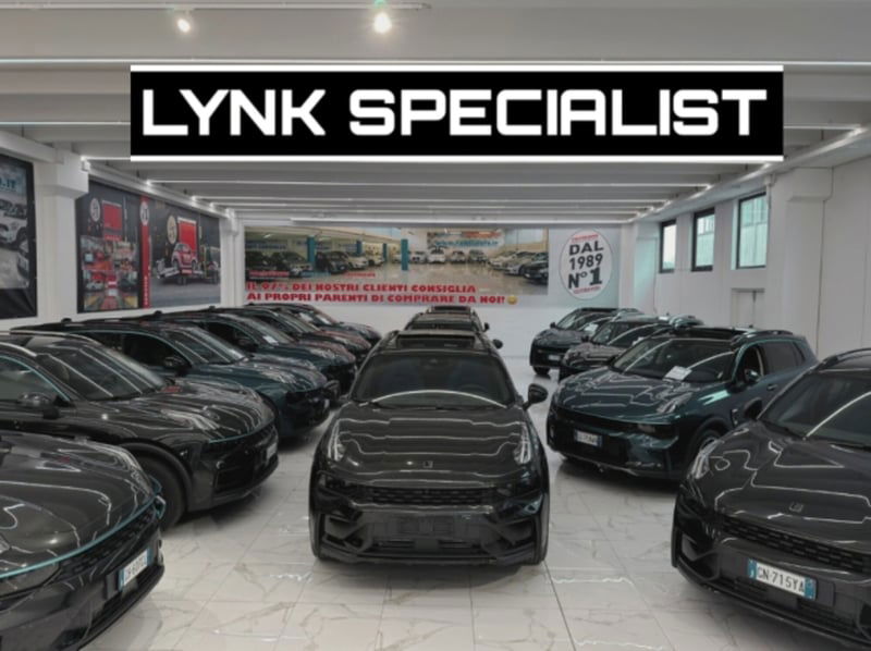 Lynk & Co 01 01 1.5 td phev
