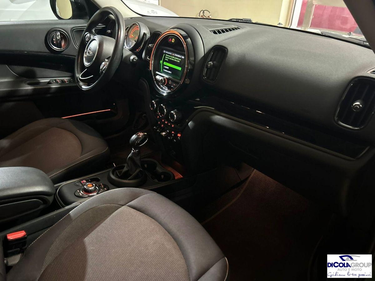 MINI Mini Countryman E Blackyard (8)