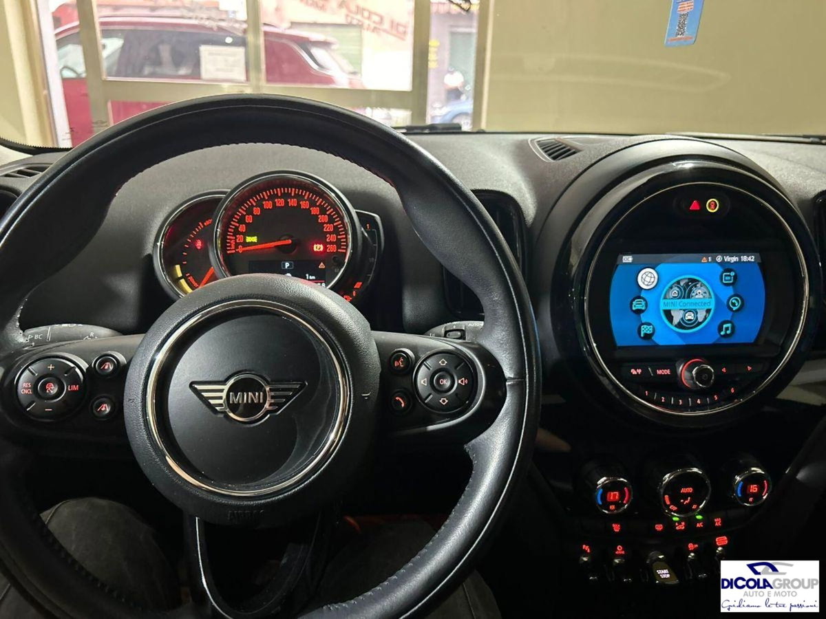 MINI Mini Countryman E Blackyard (9)