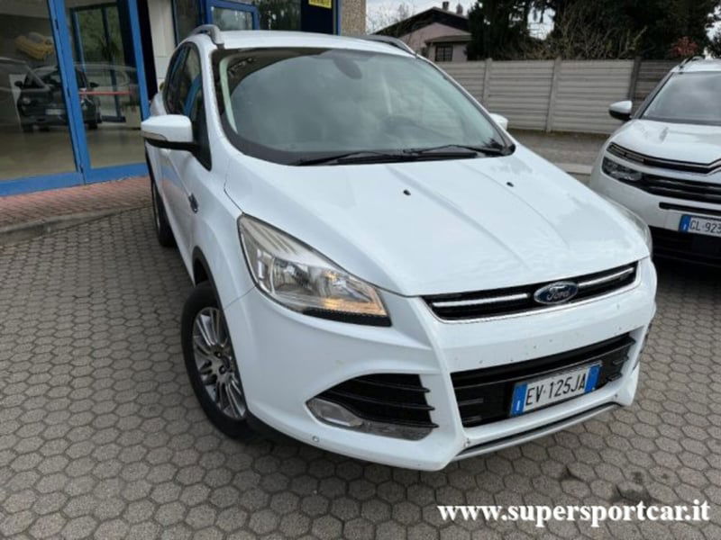Ford Kuga 2.0 TDCI 140 CV 4WD Powershift Titanium