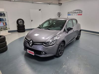 Renault Clio 1.2 75 CV 5 porte Duel usata
