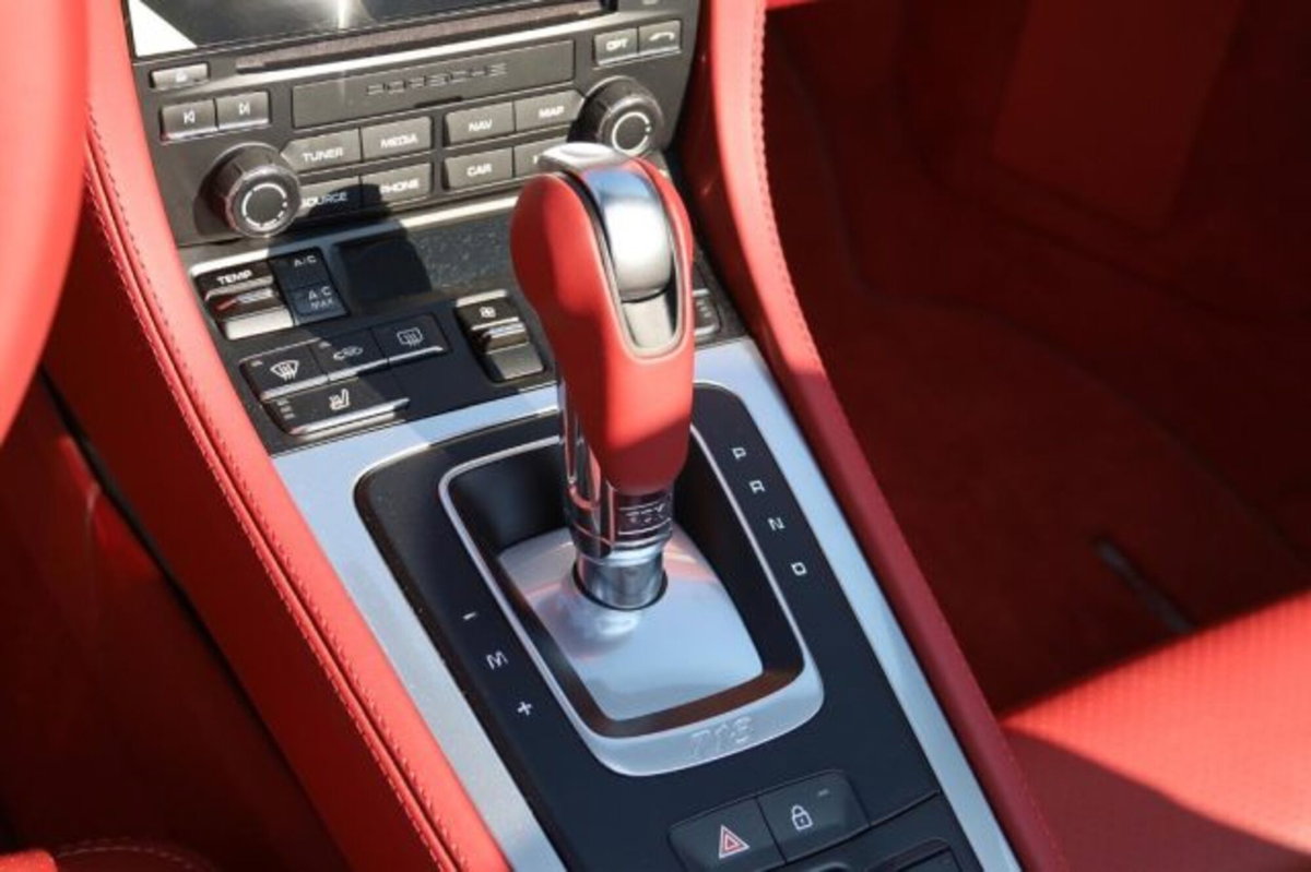 Porsche 718 Boxster  Boxster 2.0 Style Edition 300cv (10)