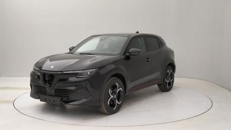Alfa Romeo Junior 1.2 ibrida Speciale 145cv edct6