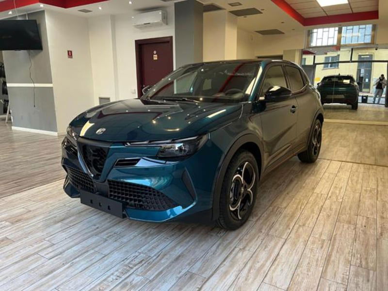 Alfa Romeo Junior 1.2 ibrida Speciale 145cv edct6
