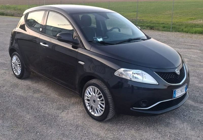 Lancia Ypsilon 1.2 69 CV 5 porte GPL Ecochic Gold