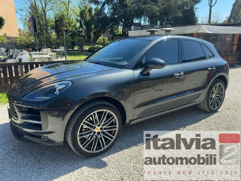 Porsche Macan S