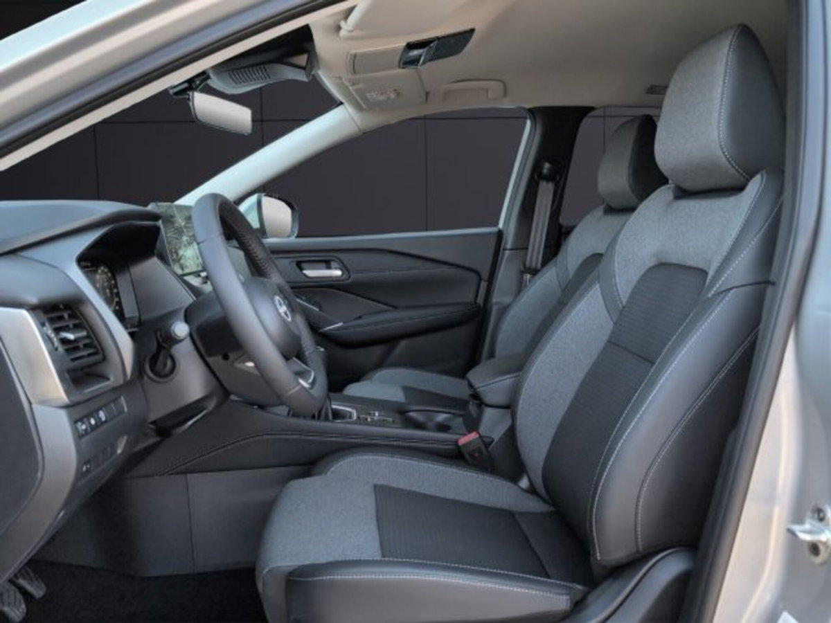 Nissan Qashqai 1.3 mhev N-Connecta 2wd 140cv (12)