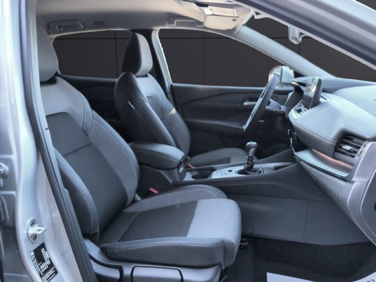 Nissan Qashqai 1.3 mhev N-Connecta 2wd 140cv (14)