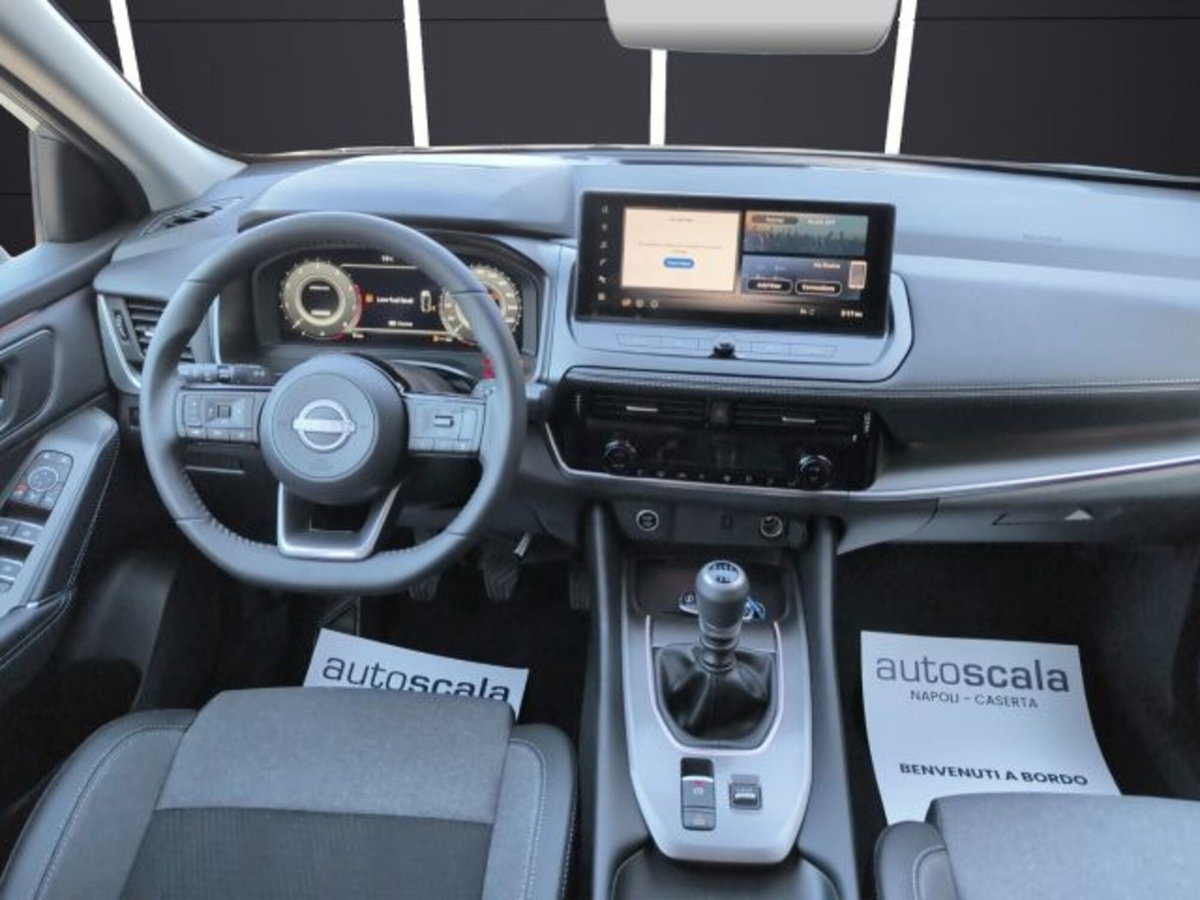 Nissan Qashqai 1.3 mhev N-Connecta 2wd 140cv (16)