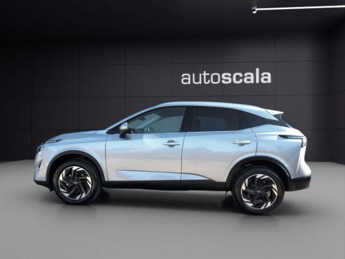 Nissan Qashqai 1.3 mhev N-Connecta 2wd 140cv (2)