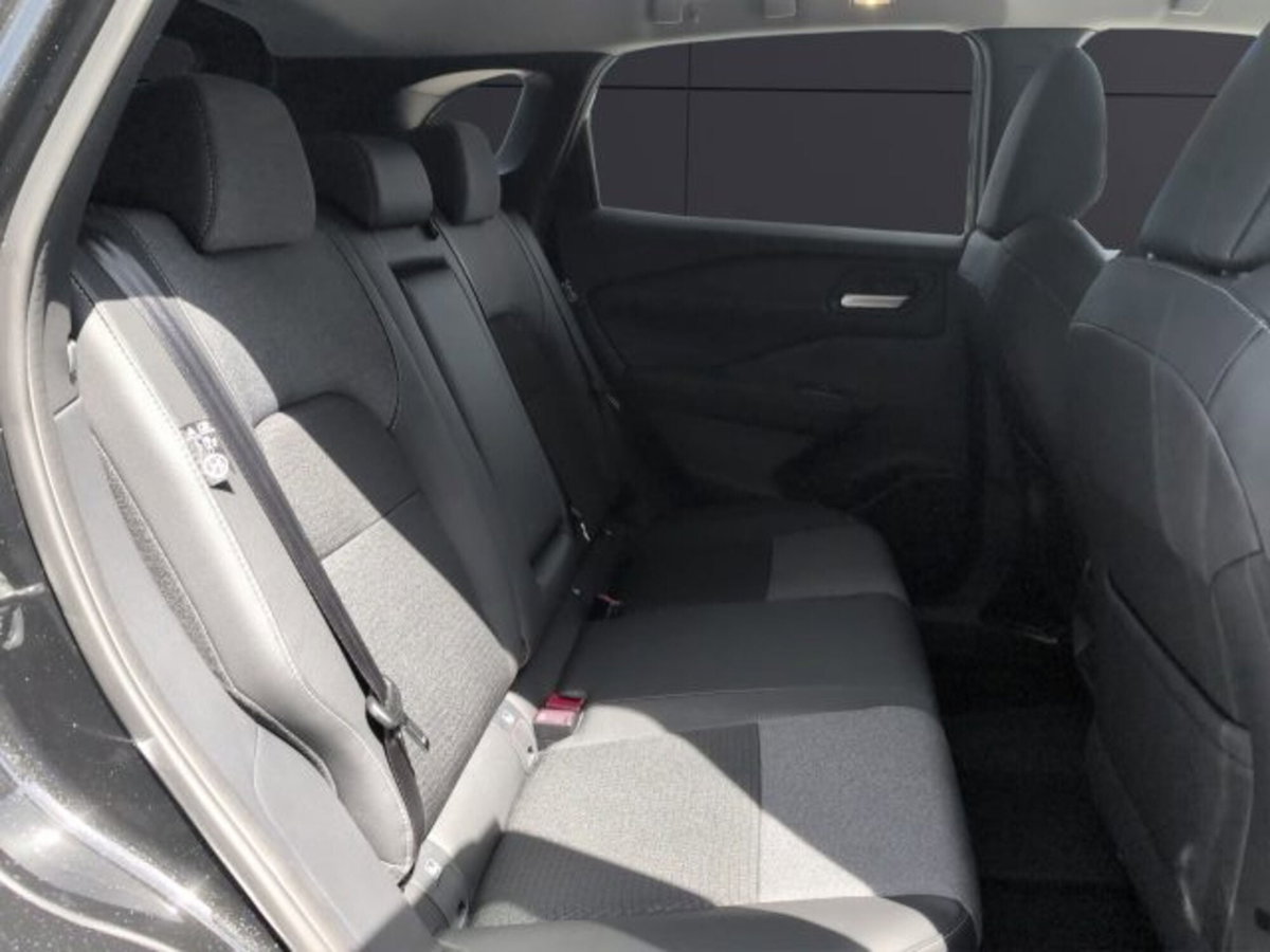 Nissan Qashqai 1.3 mhev N-Connecta 2wd 140cv (15)