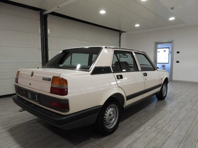 Alfa Romeo Giulietta 1.6 L (4)