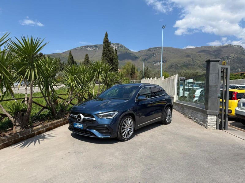 Mercedes-Benz GLA SUV 200 d Automatic Premium