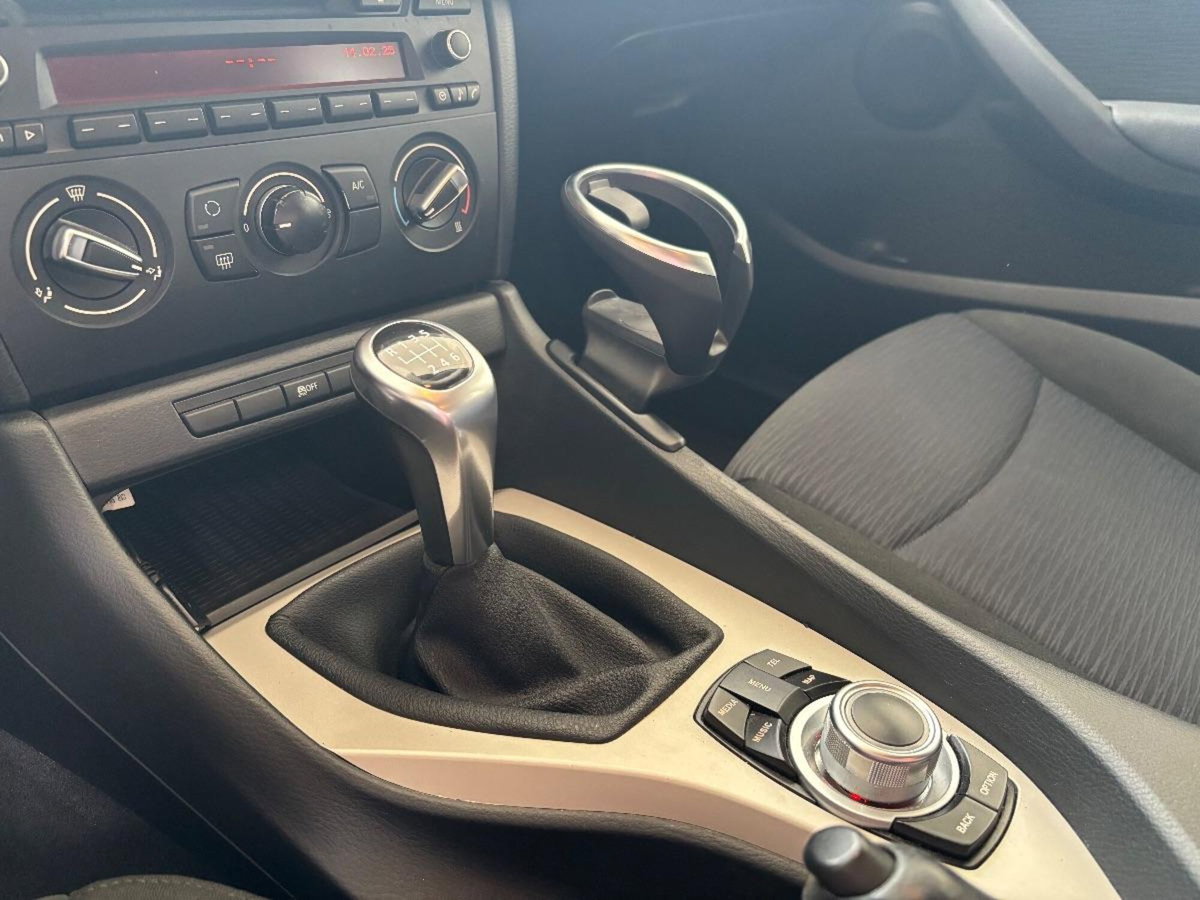BMW X1 sDrive18d (12)