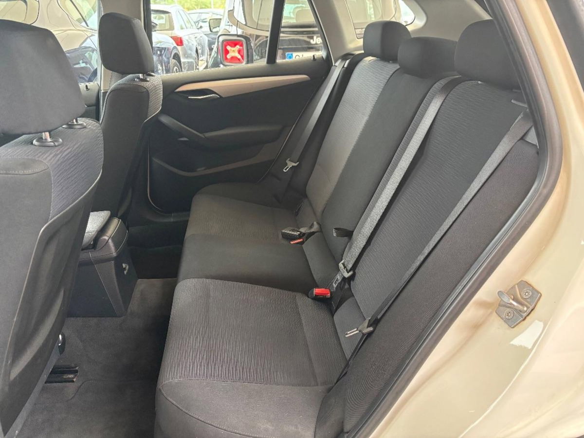 BMW X1 sDrive18d (15)