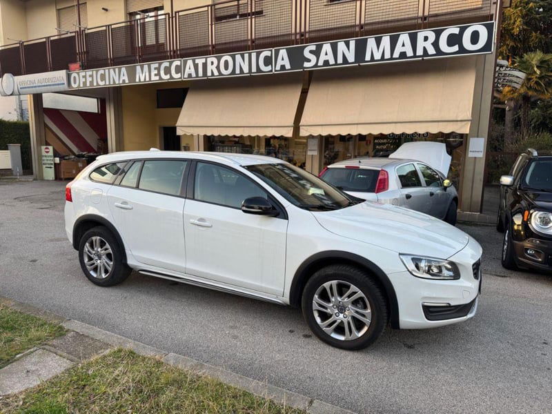 Volvo V60 Cross Country D3 Business