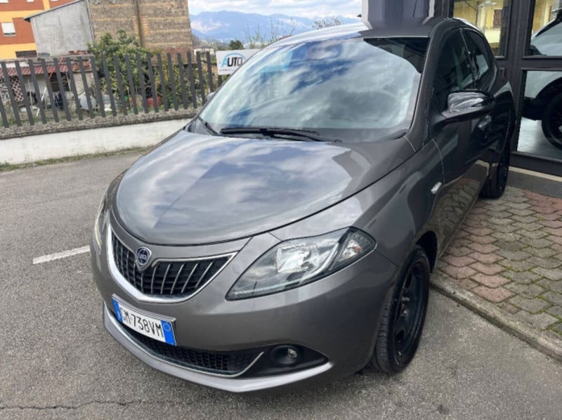 Lancia Ypsilon 1.0 FireFly 5 porte S&S Hybrid Gold Plus