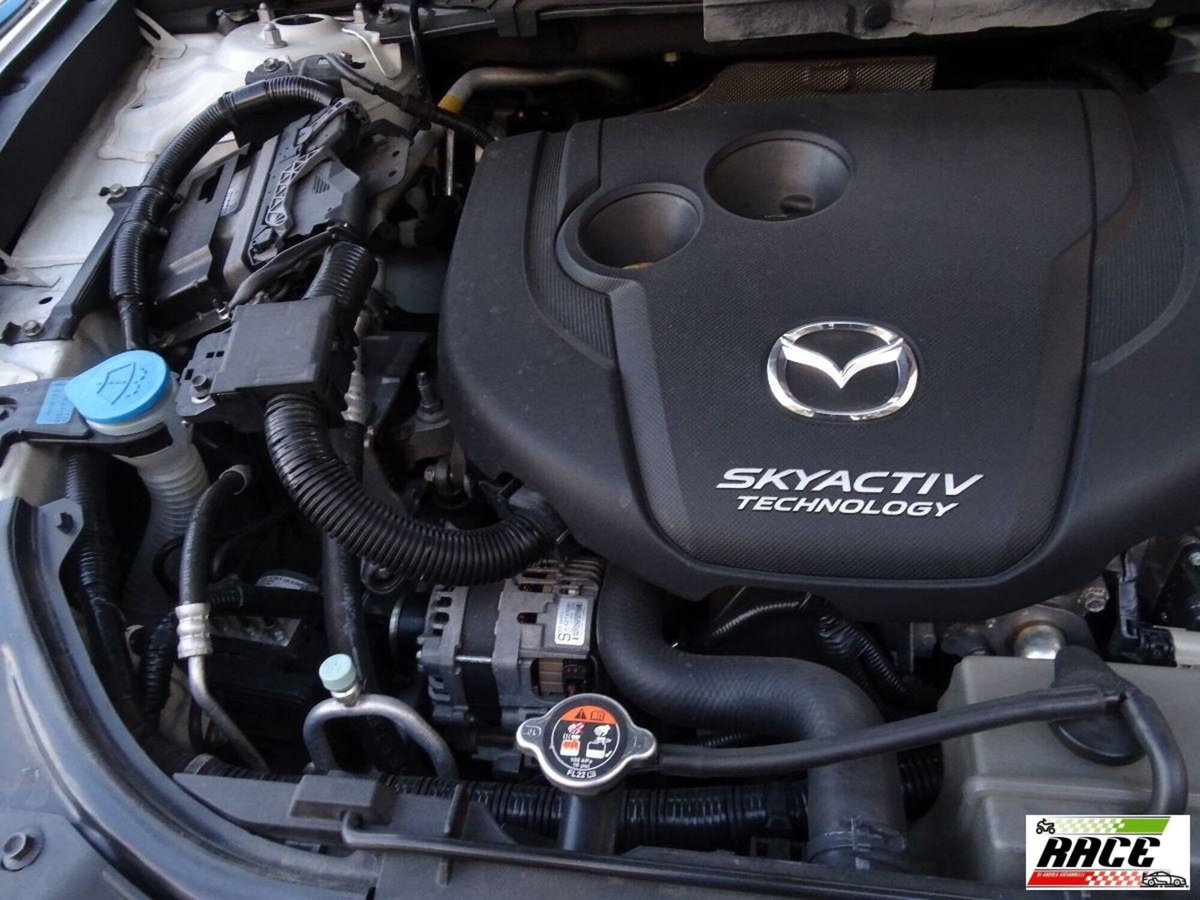 Mazda CX-5 2.2L Skyactiv-D 175CV 4WD Exceed (18)