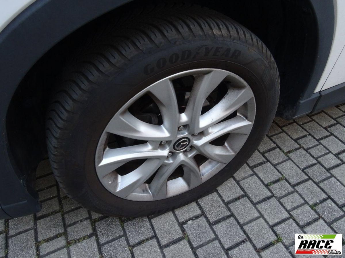 Mazda CX-5 2.2L Skyactiv-D 175CV 4WD Exceed (9)