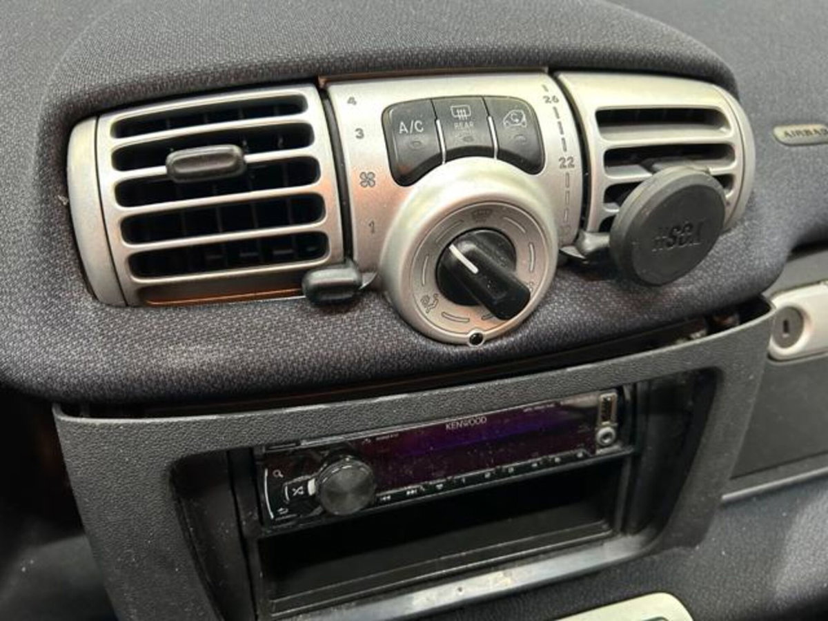 smart Fortwo 800 40 kW coupé passion cdi (15)