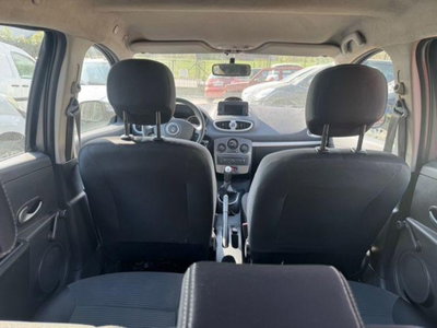 Renault Clio 1.2 16V 5 porte GPL Yahoo! (16)