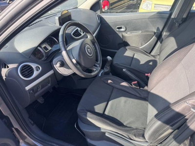 Renault Clio 1.2 16V 5 porte GPL Yahoo! (9)