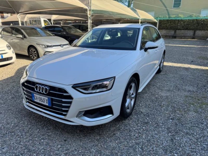Audi A4 Avant 30 TDI/136 CV S tronic Business Advanced