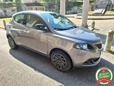 Lancia Ypsilon 1.0 FireFly 5 porte S&S Hybrid Gold Plus usata
