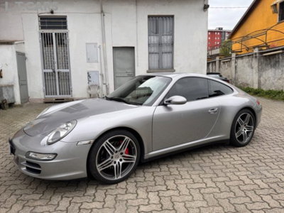 Porsche 911 Coupé Carrera 4S (2)