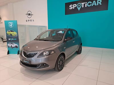 Lancia Ypsilon 1.0 FireFly 5 porte S&S Hybrid Gold Plus usata