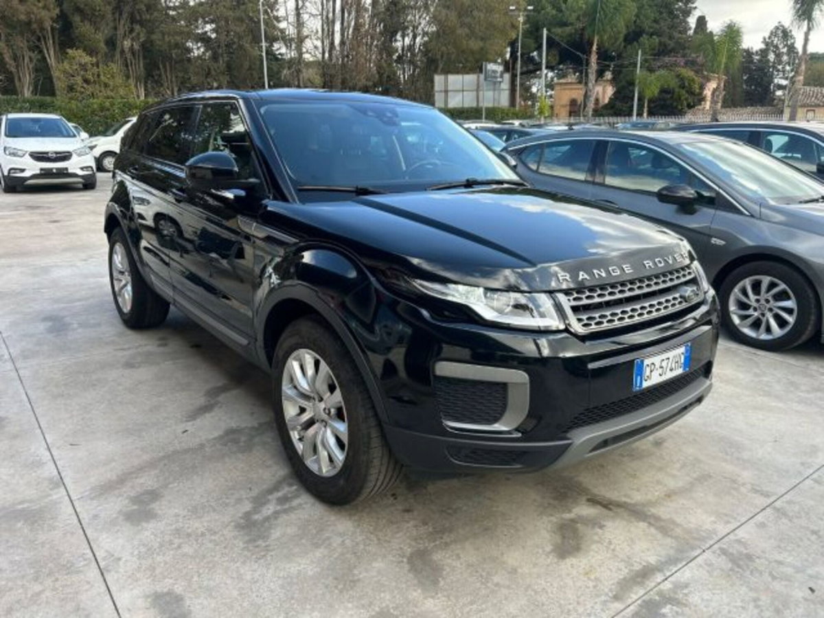 Land Rover Range Rover Evoque 2.0 TD4 150 CV 5p. Pure (4)
