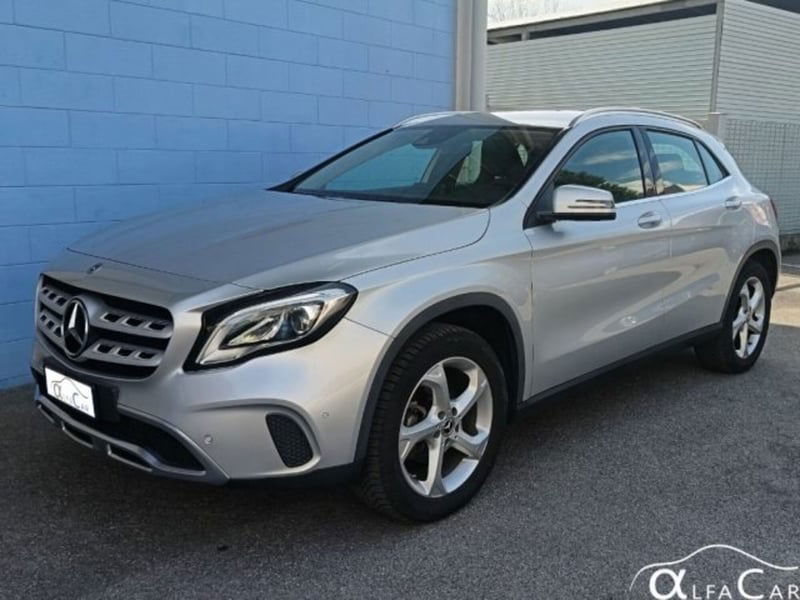 Mercedes-Benz GLA SUV 200 Sport