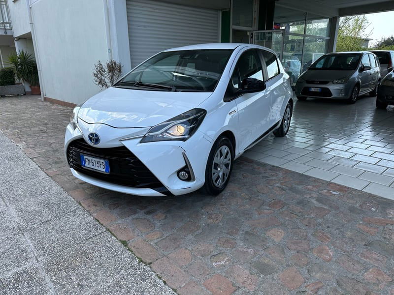 Toyota Yaris 1.5 Hybrid 5 porte Energy