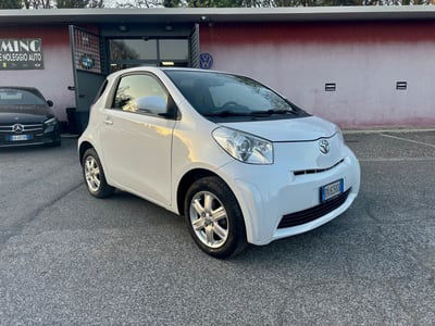 Toyota iQ 1.0 Multidrive usata