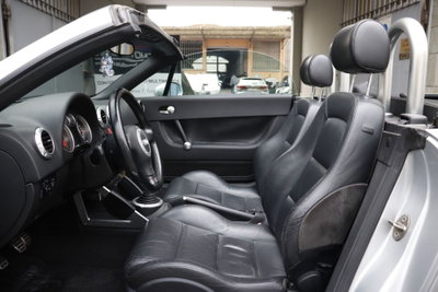 Audi TT Cabrio 1.8 TFSI (10)