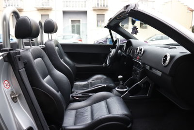 Audi TT Cabrio 1.8 TFSI (13)