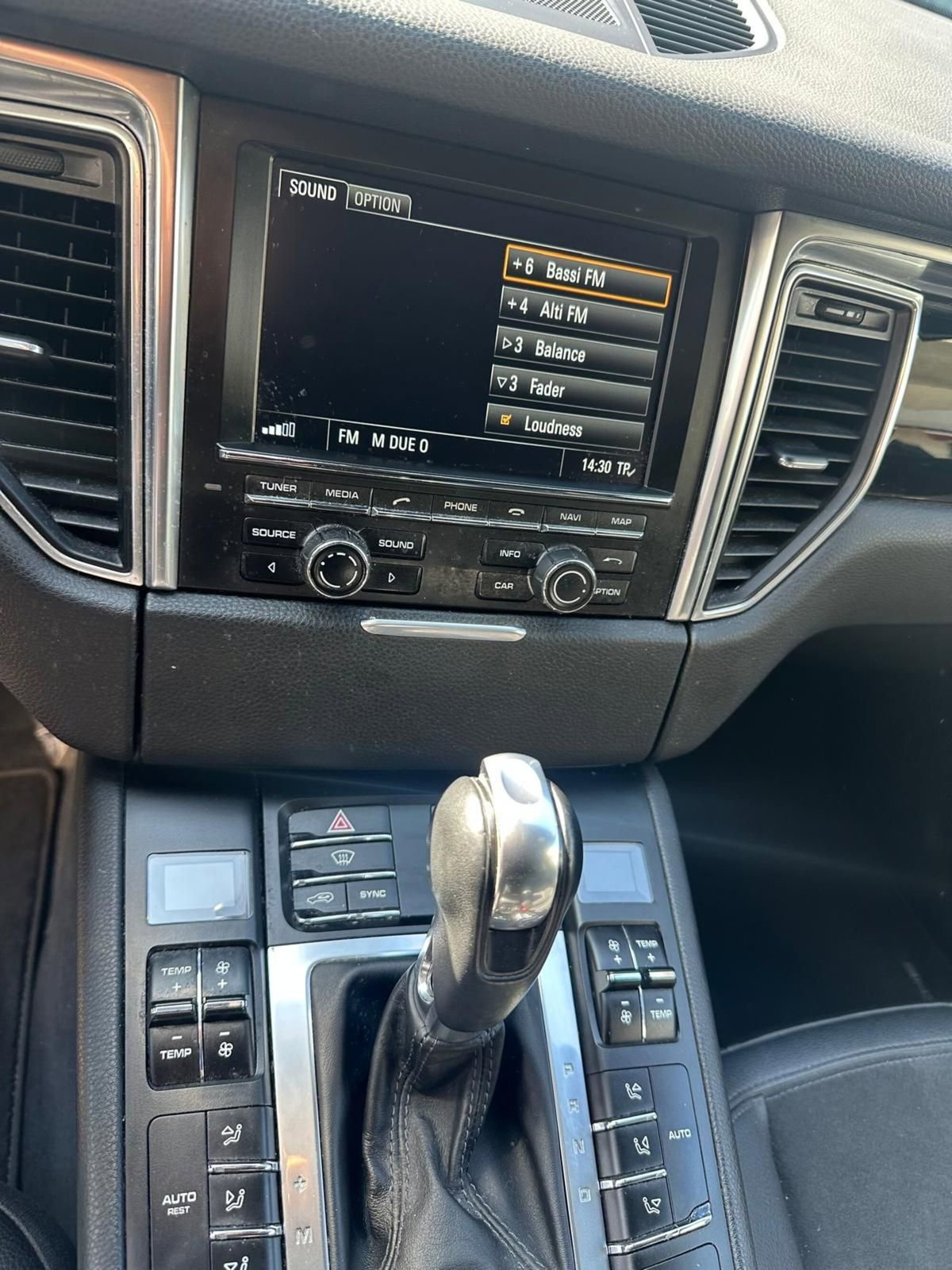 Porsche Macan S (16)