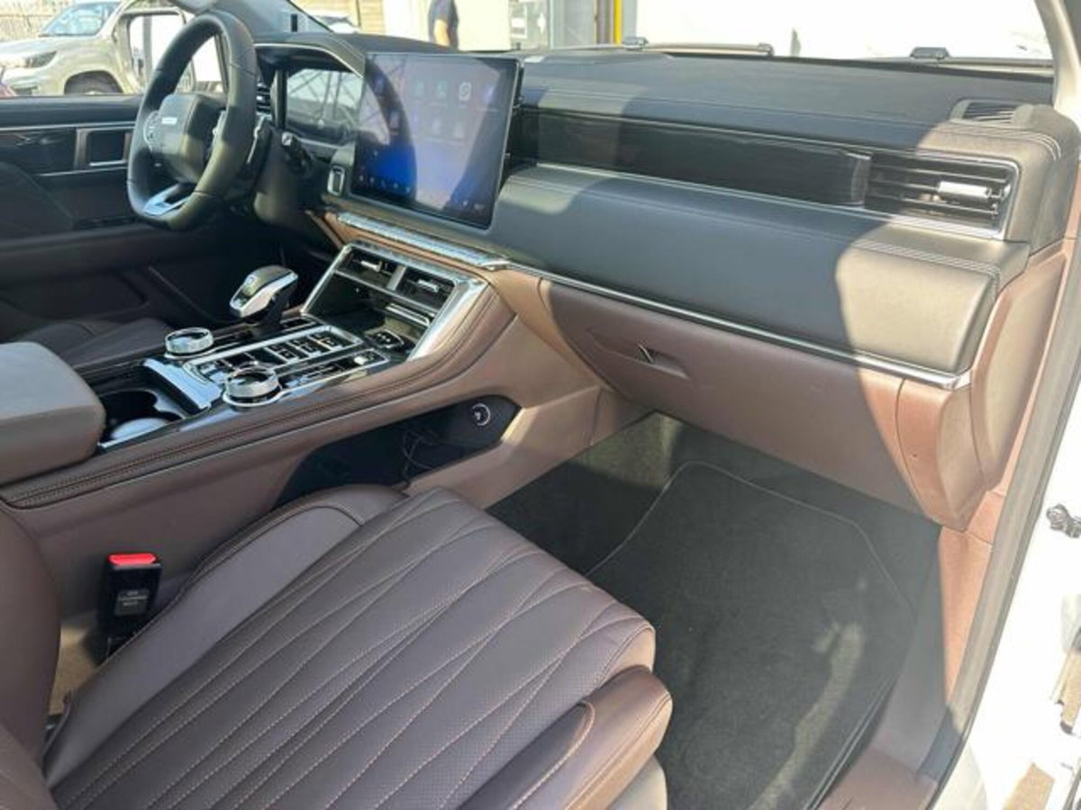 Foton Tunland Tunland V9 2.0 vgt turbo 48V Ultra 8at (14)