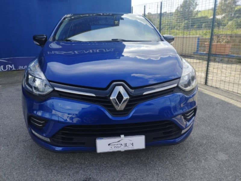 Renault Clio dCi 8V 75 CV 5 porte Moschino Zen