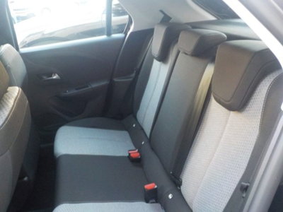 Opel Corsa 1.2 100 CV Edition (9)