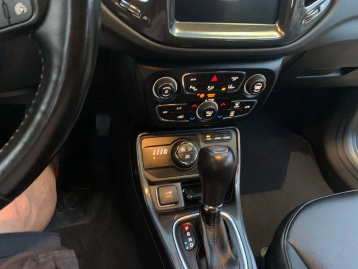 Jeep Compass 1.3 T4 190CV PHEV AT6 4xe Limited (12)