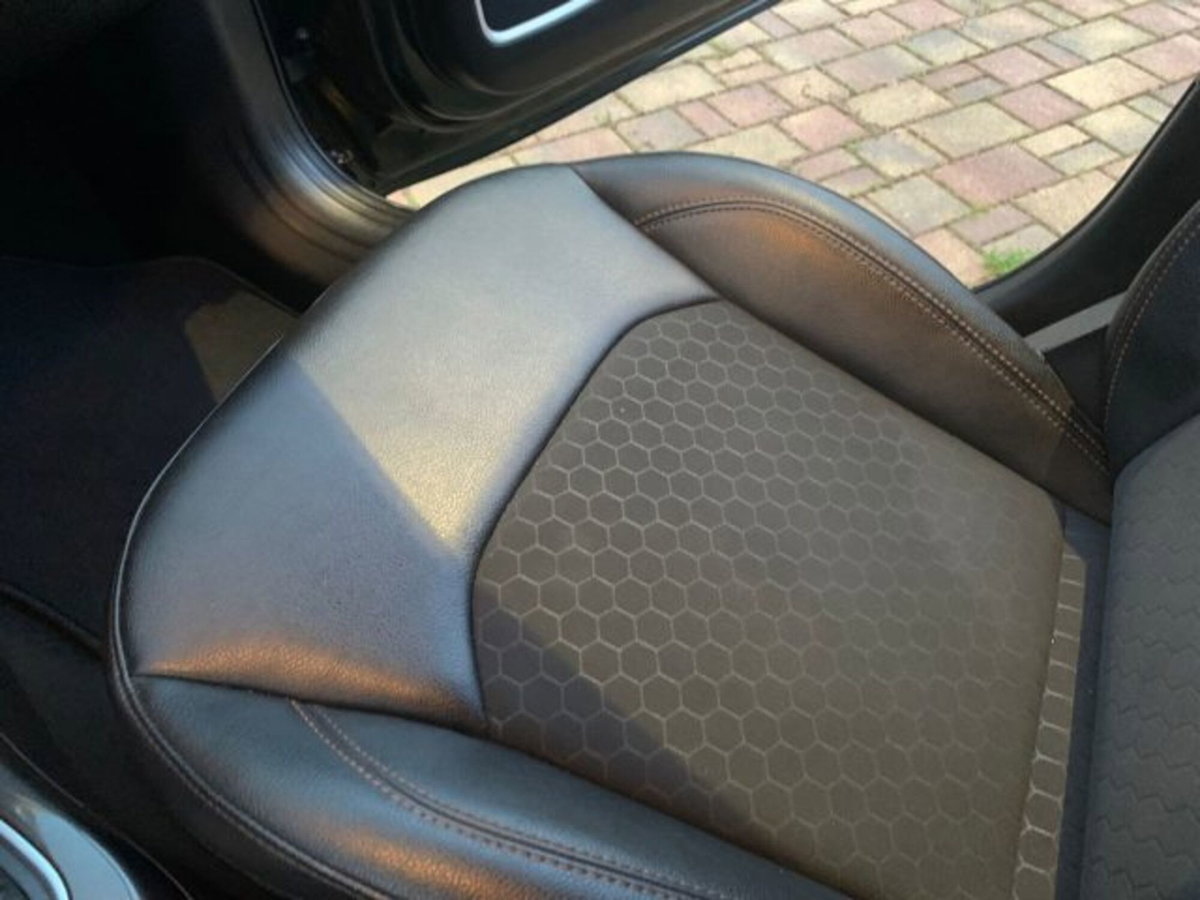 Jeep Compass 1.3 T4 190CV PHEV AT6 4xe Limited (18)