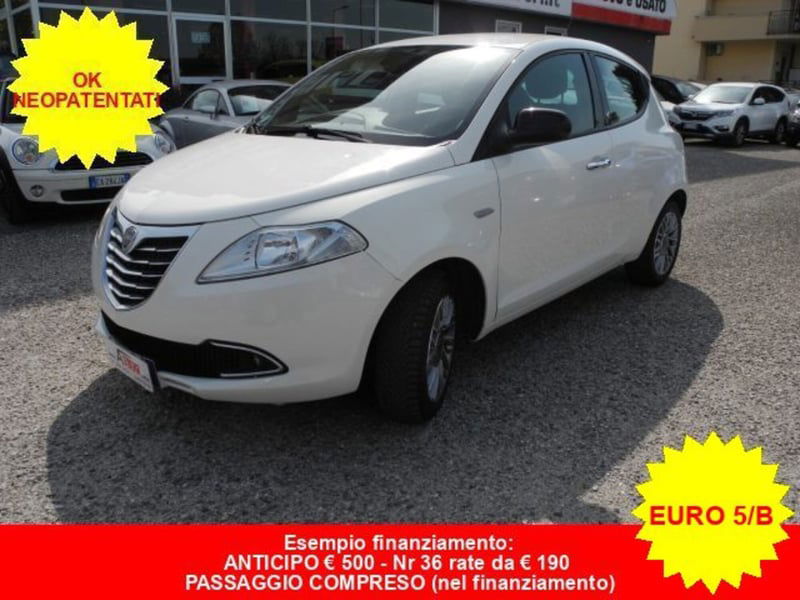 Lancia Ypsilon 1.2 69 CV 5 porte Gold