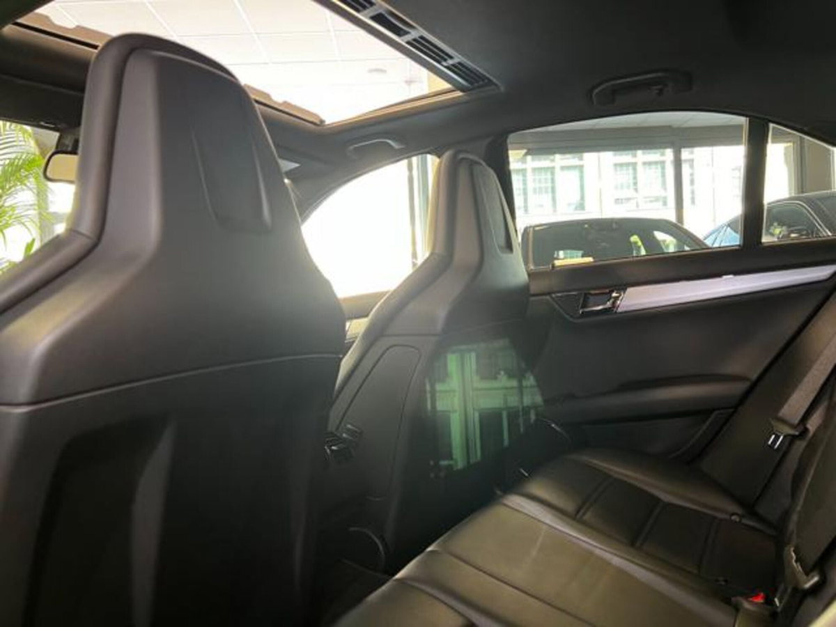 Mercedes-Benz Classe C 63 cat AMG (12)