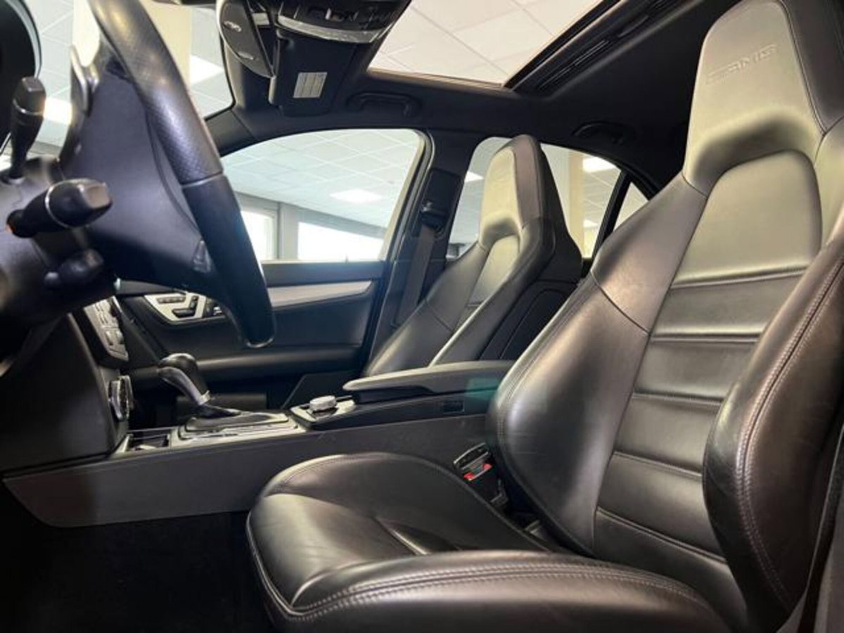 Mercedes-Benz Classe C 63 cat AMG (2)