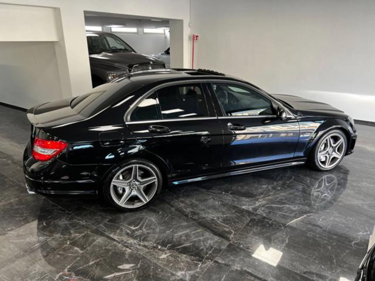 Mercedes-Benz Classe C 63 cat AMG (7)